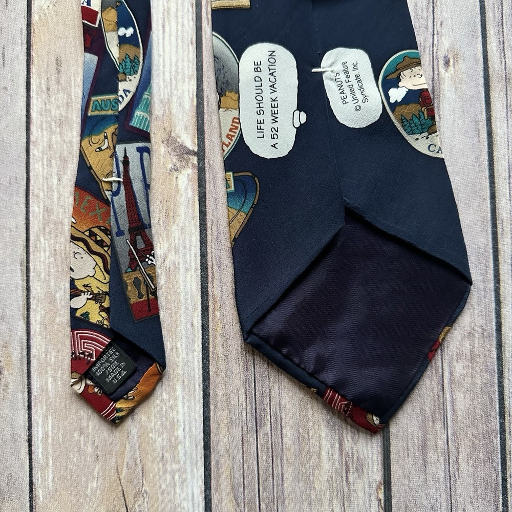 Y2K Peanuts Snoopy Neck Tie - Picture 3 of 4